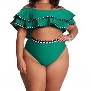 RUE107 Bikini TOP ONLY